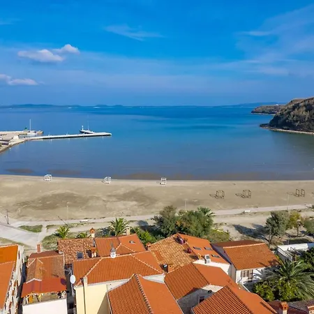 2 Bedroom Front In * Susak