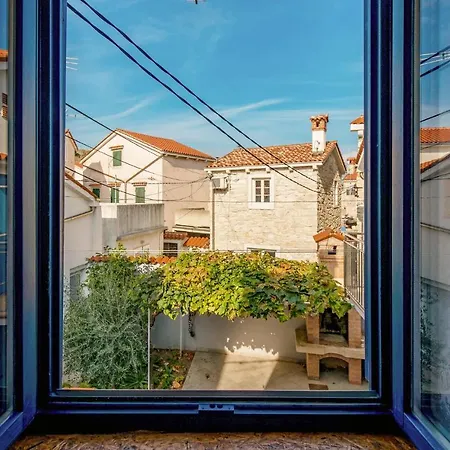 度假居 2 Bedroom Front In *
