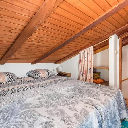 2 Bedroom Front In